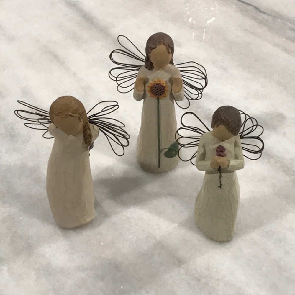Willow Tree figures